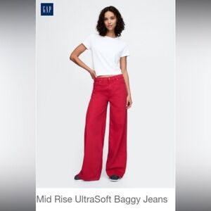 GAP Mid Rise UltraSoft Baggy Jeans Red Ladies size 12 / 31